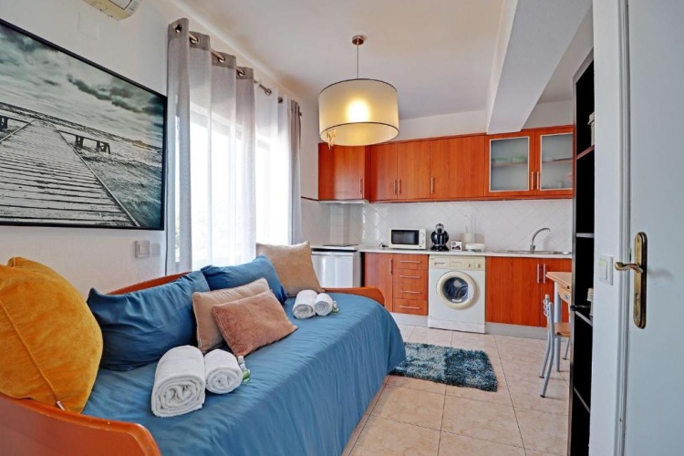 Apartment with balcony