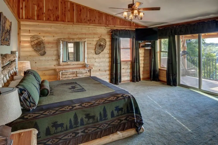 Lake Shore Cabins on Beaver Lake