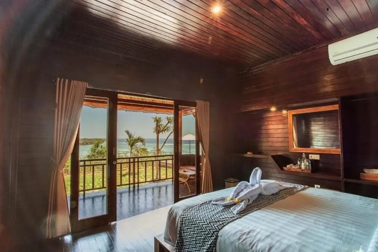 Mega Cottage