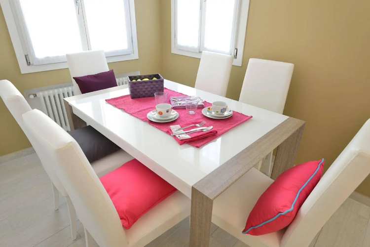 Rialto Deluxe Apartments