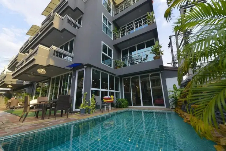 Livit70\'s hotel and hostel
