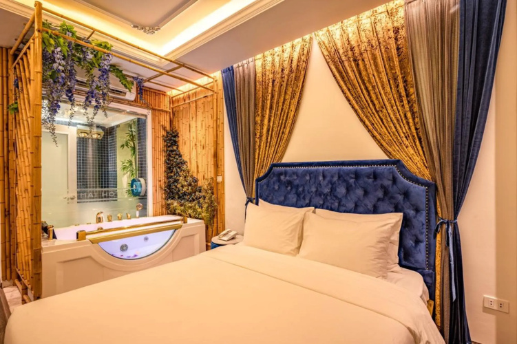 Mai Hotel