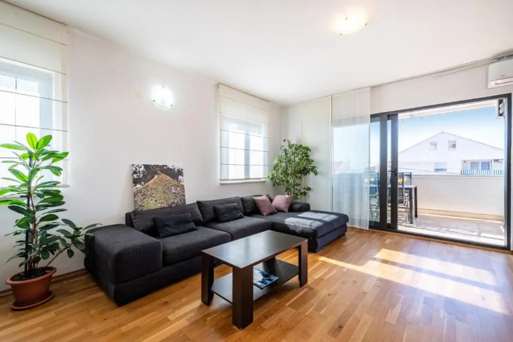 Apartman Eta