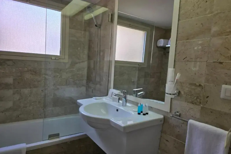 Manara Riva Suites