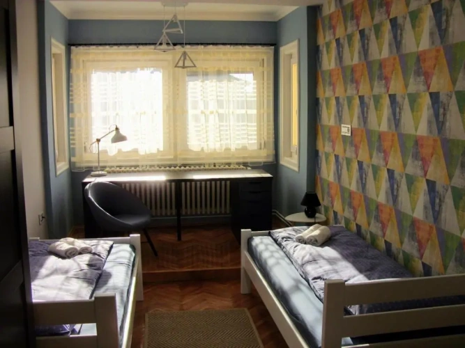 2 Bedrooms Apartment