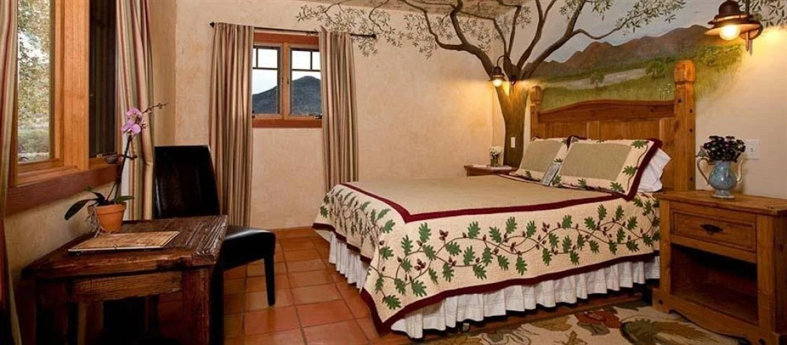Sunglow Guest Ranch Resort
