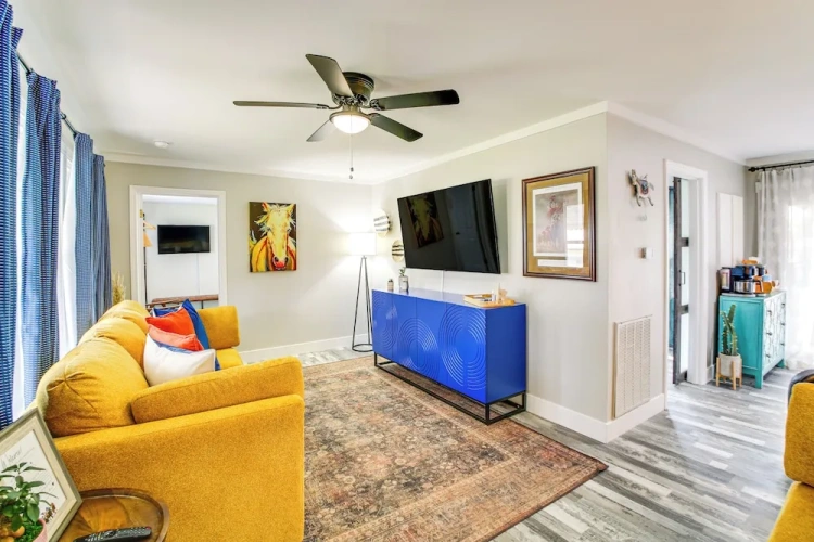 3 Bedrooms Cottage