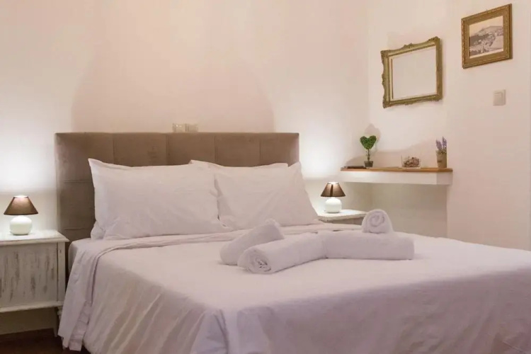 5BR Acropolis Dreamhouse