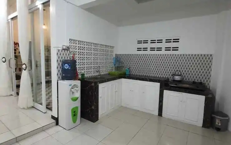 Rumah Putih Jogja Guest House