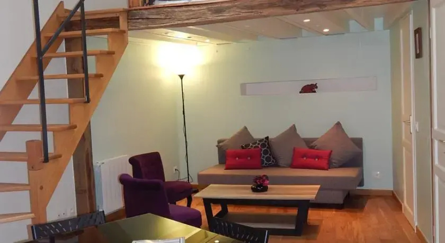 Apartment Paris-Boetie
