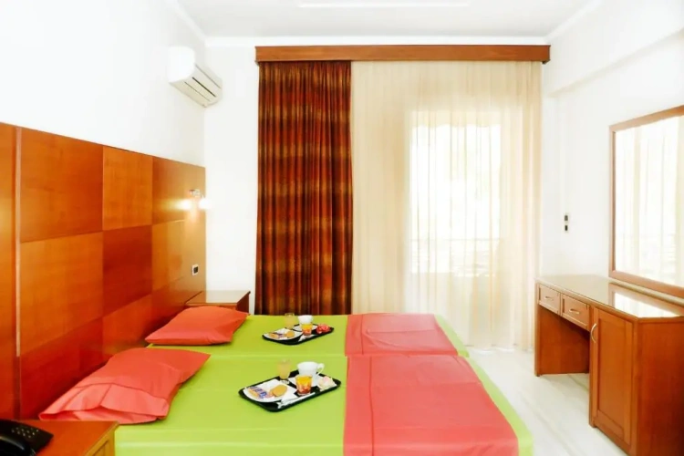 Superior Studio with balcony and with city view