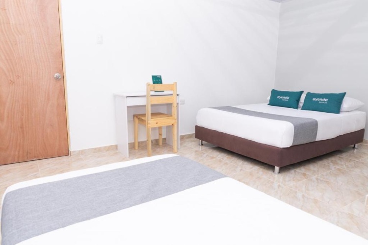 Standard Triple room