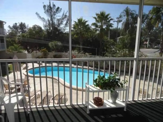 Beach Townhouses 104