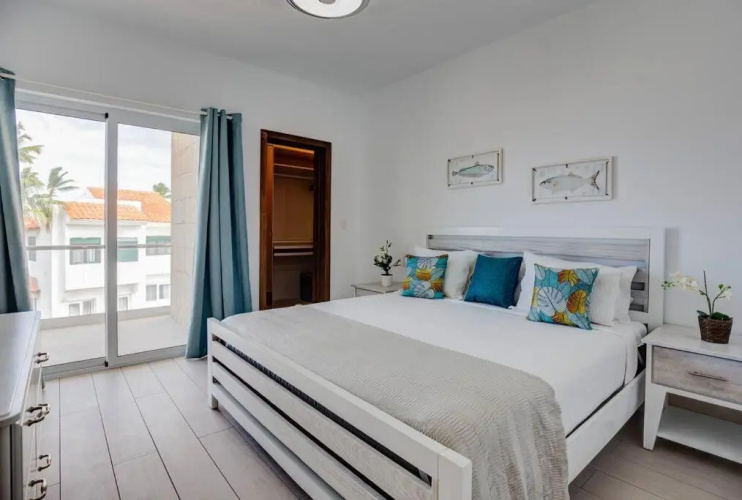 Brand New unit with Beach access & Pool - N C401
