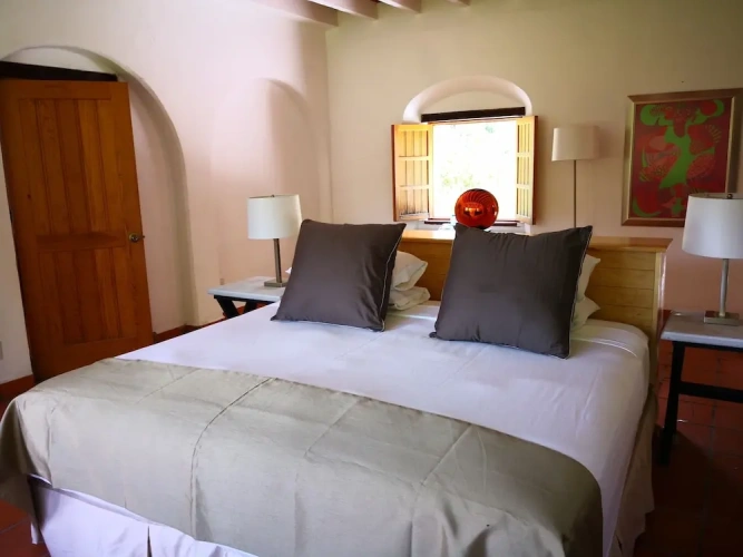 Premium Double Suite with land view