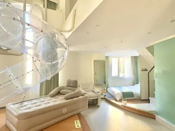 Longqi Sea Hotel (Dalian Guobao Xingyuewan Branch)