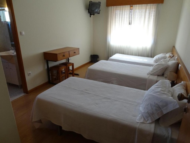 Standard Triple room with view