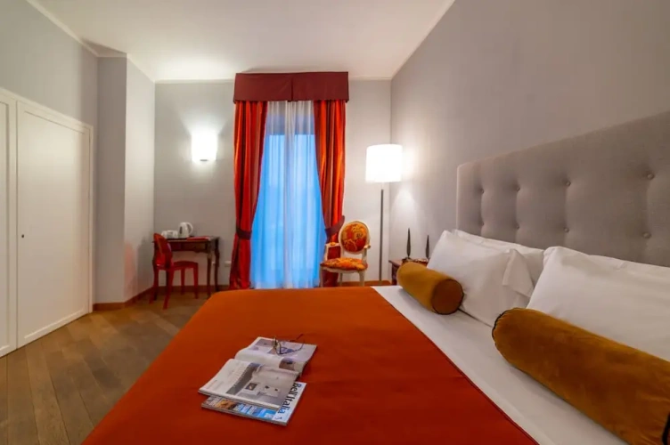 Superior Double room with city view