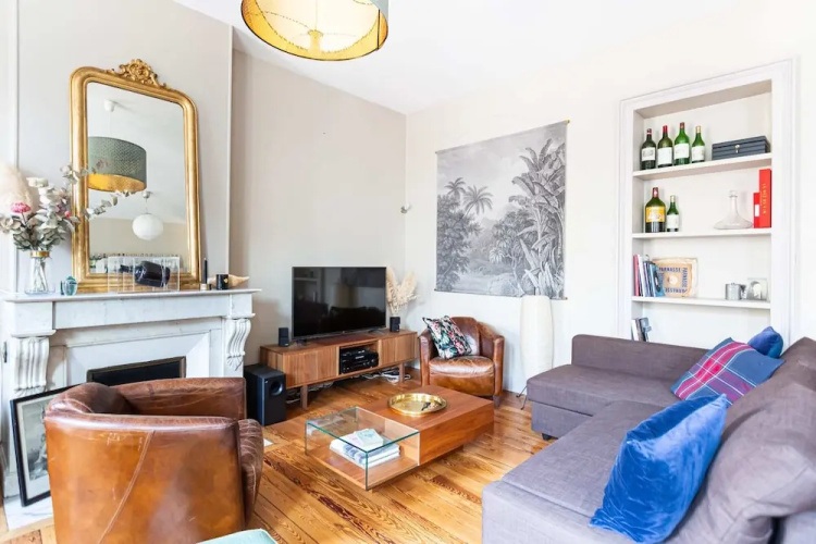 Typical Bordeaux Apartment
