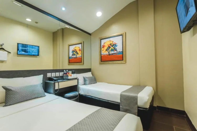 Standard (no window) Twin room