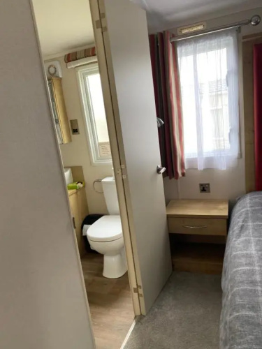 62 Solent Village