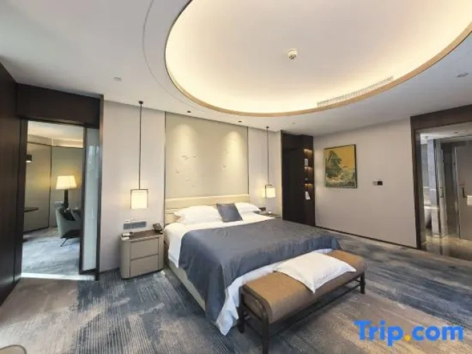 Business Double Suite with garden view