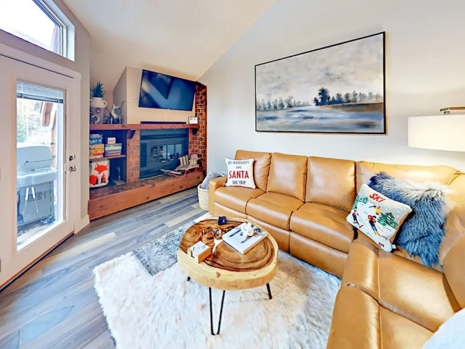 Creekside Gem #E-2 - 4 Br Townhouse