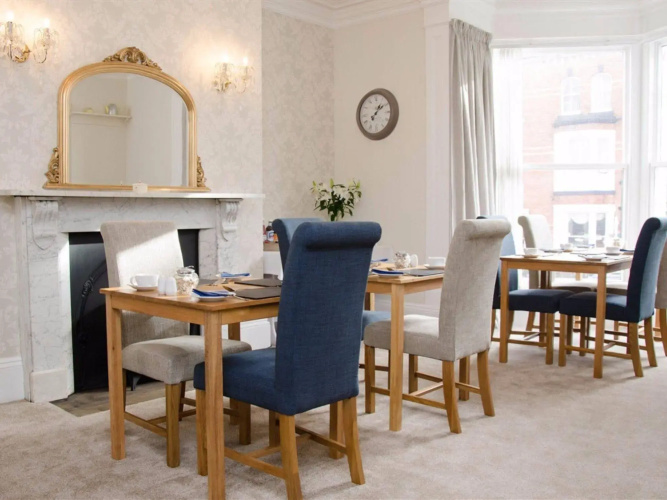 Rosslyn House