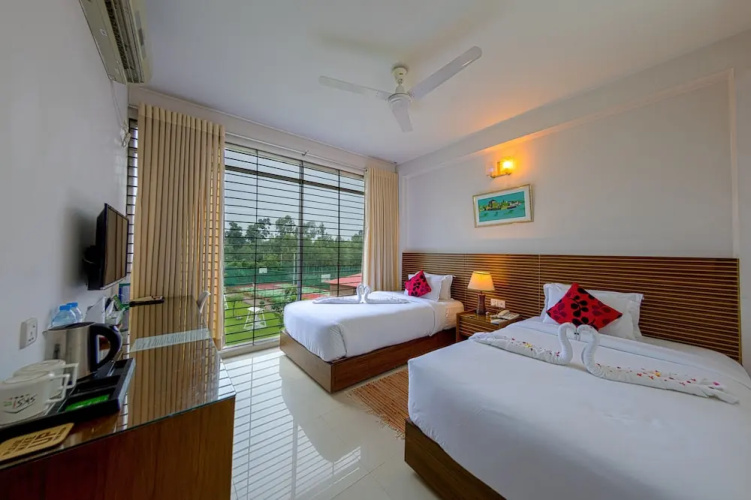 SKS Inn