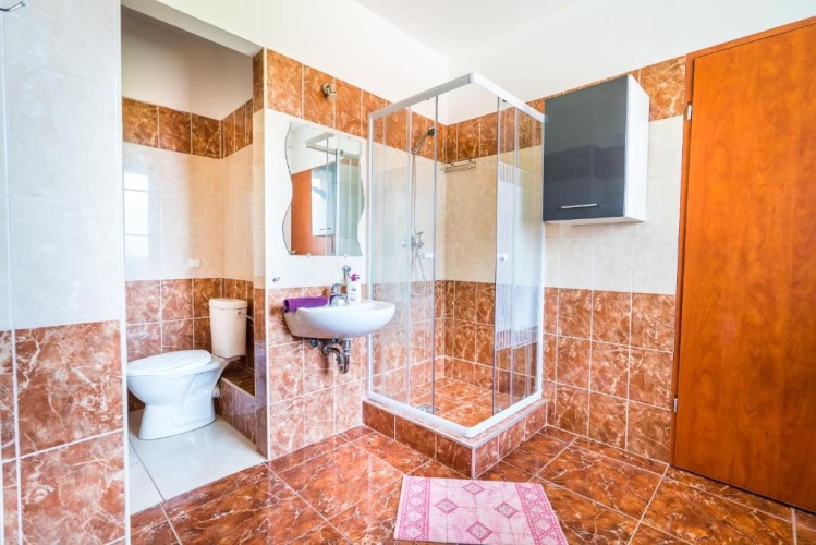 2 Bedrooms Deluxe Apartment
