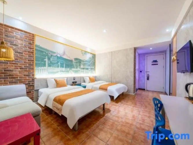 Deluxe Twin room
