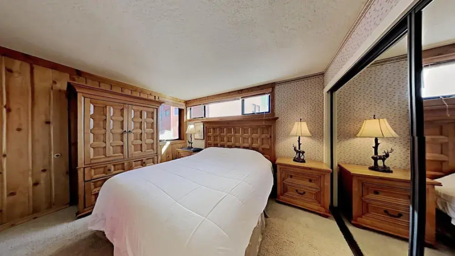 584 2 Bedroom Home