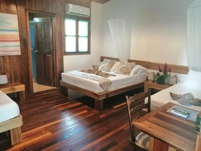 Bungalow with sea view
