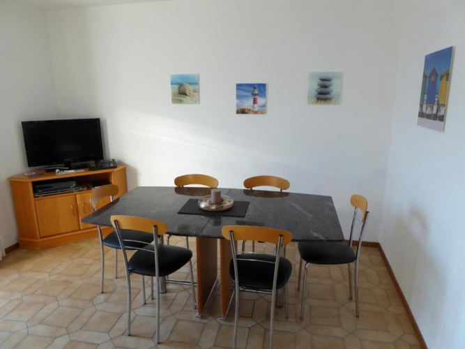 2 Bedrooms Apartment with balcony