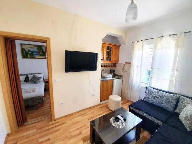 Apartments Cota
