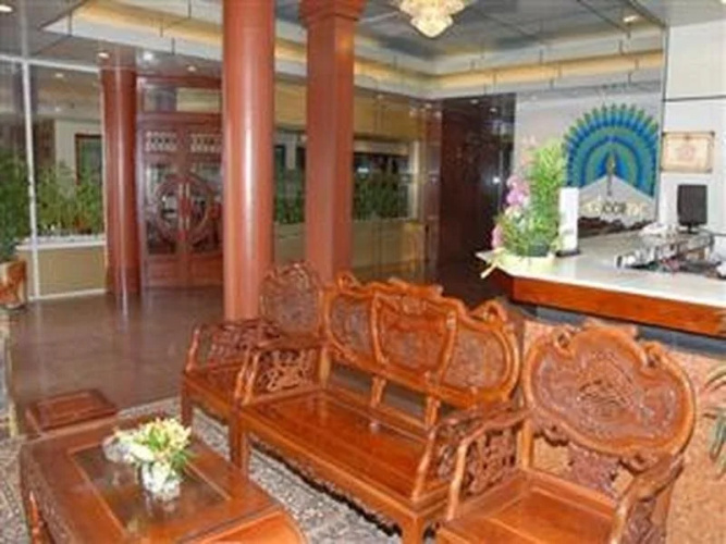 Phu Tho Hotel