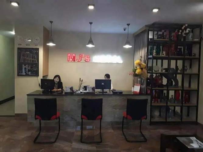 MJ s Hotel