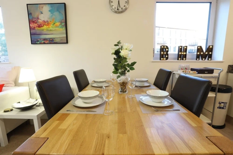 Premier Apartment