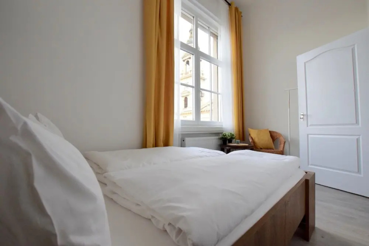 Standard Apartment by Hi5 - Bazilika Suite