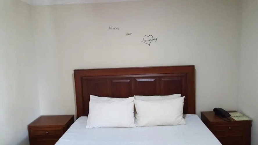 Pine Top Hotel