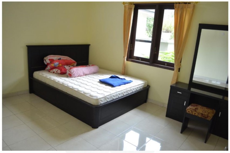 2 Bedrooms Villa