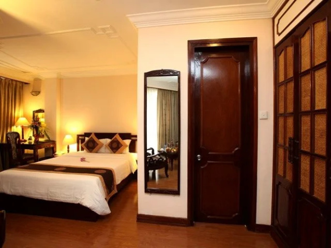 Saigon Hotel