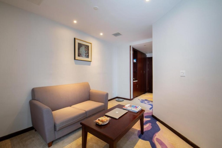 Standard Suite