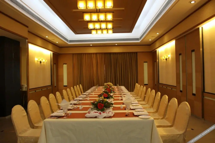 Azzaro Resort & Spa