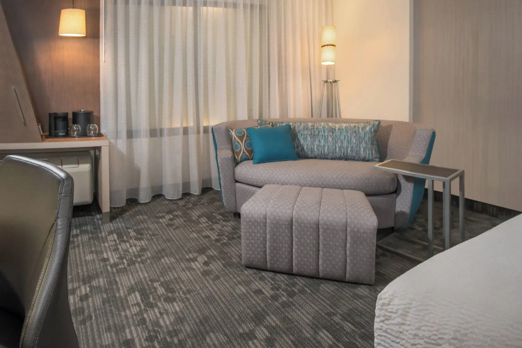 Courtyard by Marriott Portland East
