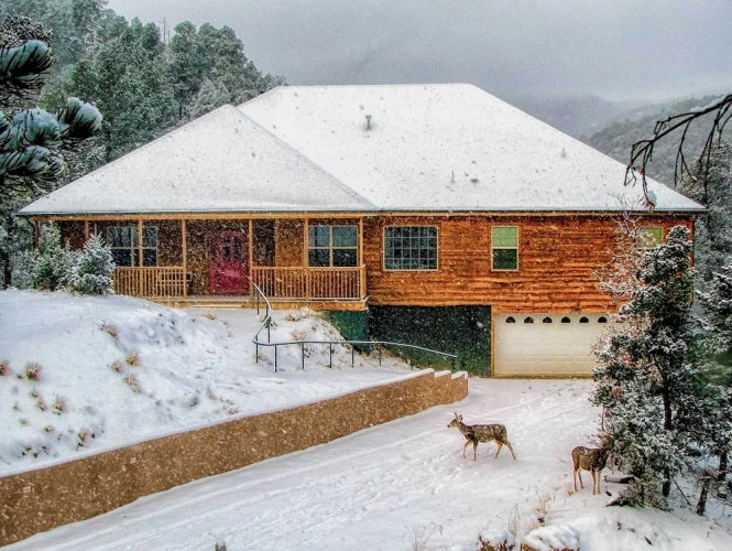 4 Bedrooms Cottage with balcony