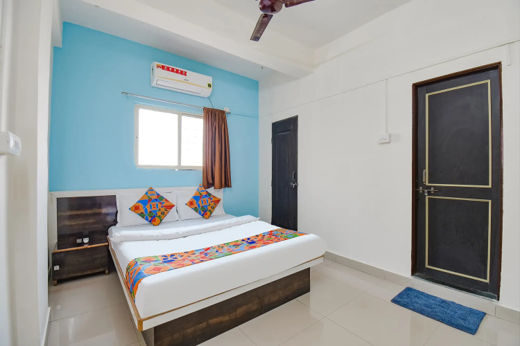 FabExpress Diamond Inn