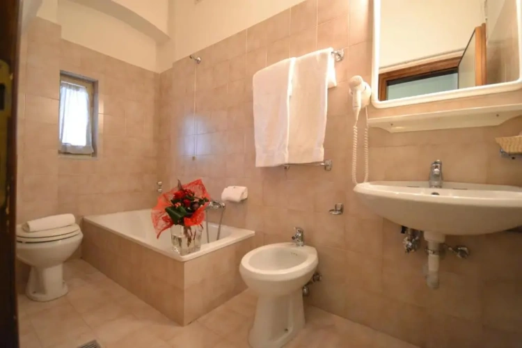 Comfort Triple room