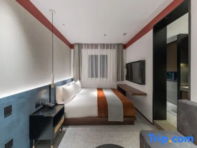 1 Bedroom Suite