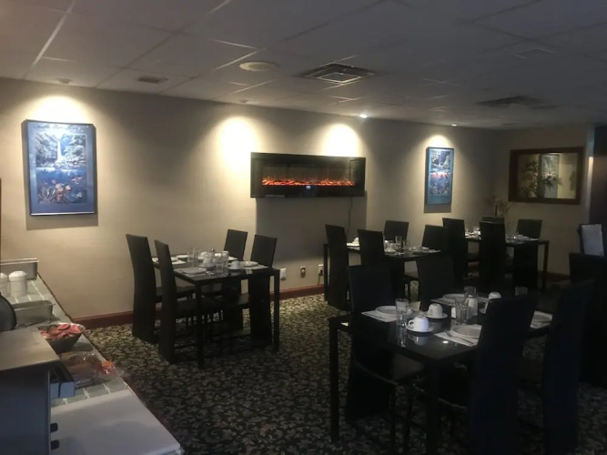 Airport Inn photo 30